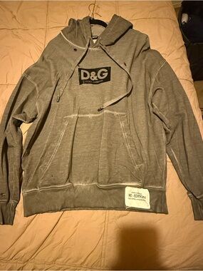 Dolce & Gabbana Vintage-Style Gray Hoodie with D&G Logo